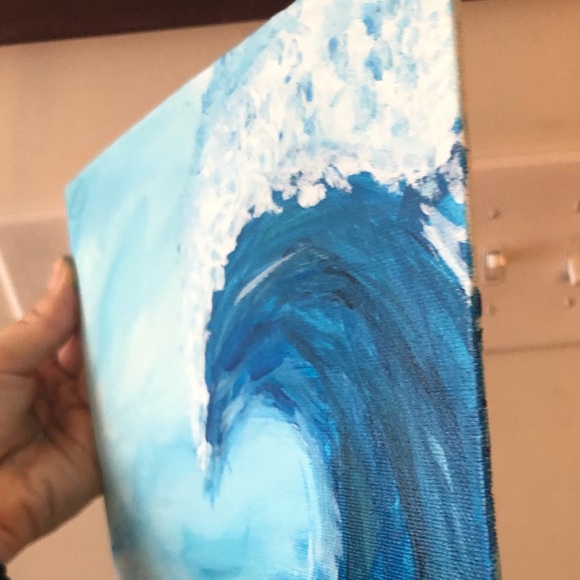 Hand Painted Wave- Acrylic paint on canvas - Picture 4 of 4